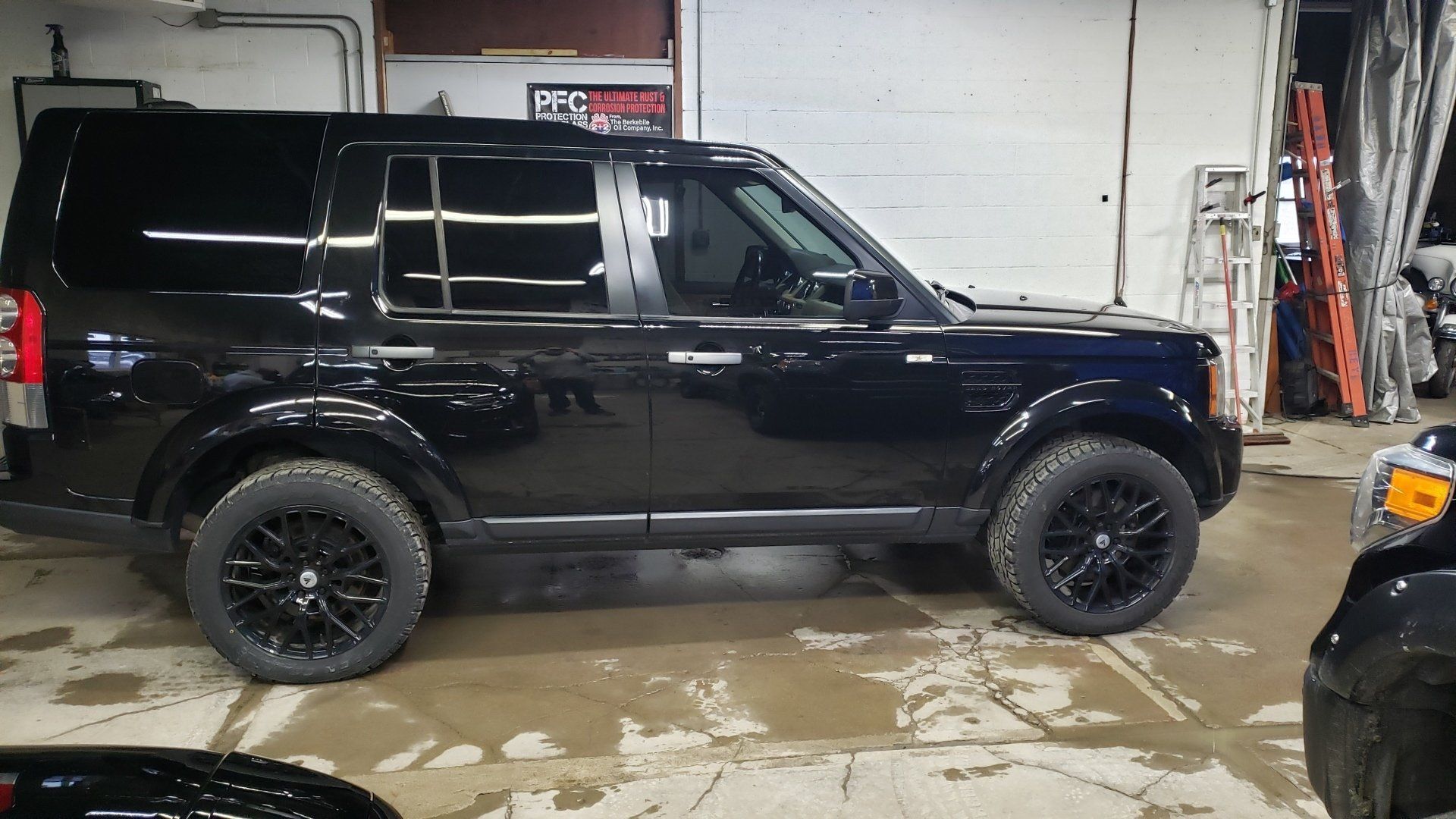 Land Rover LR4 - Accessories - To The Limit Motorsportz