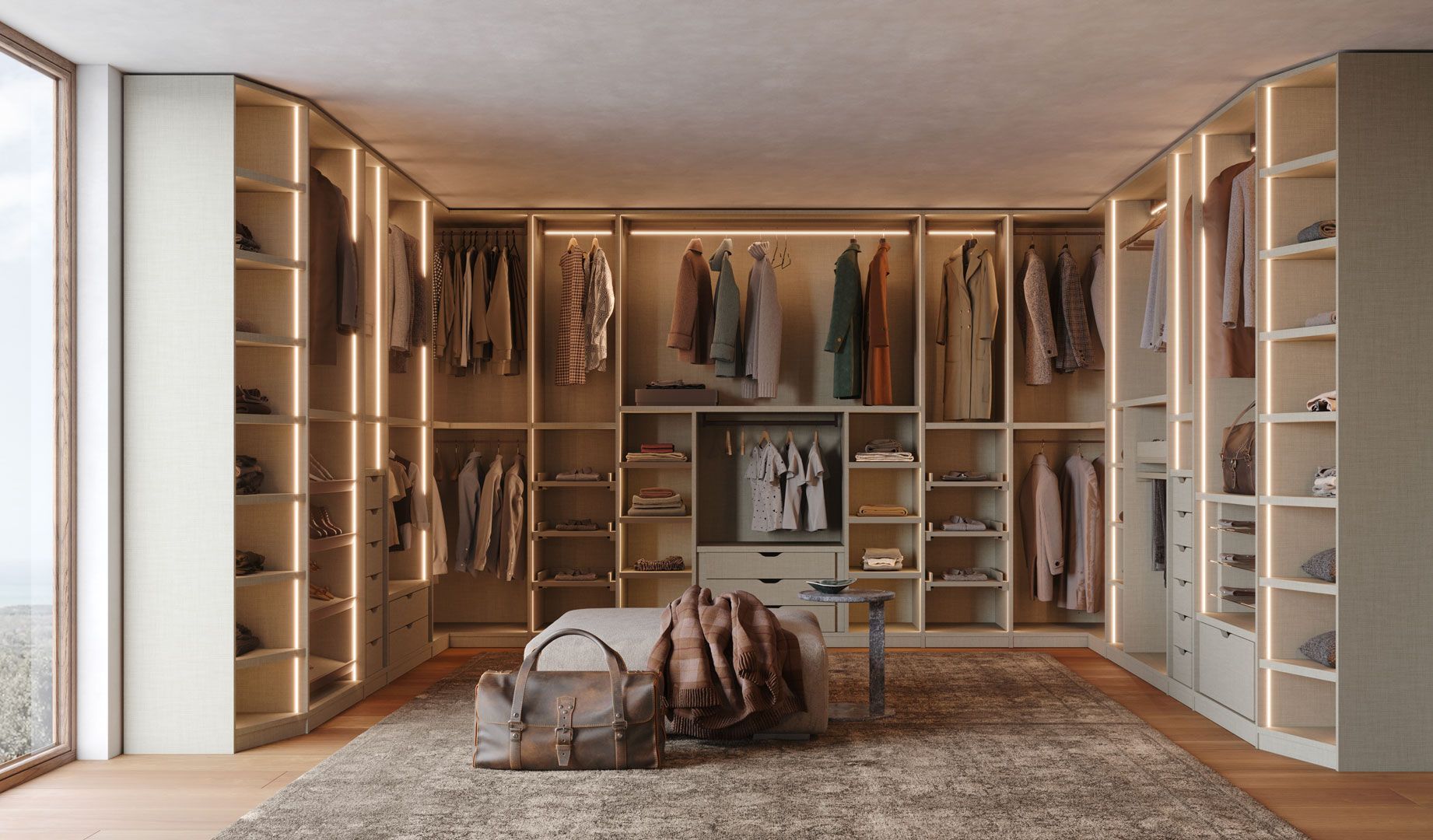 Cabina armadio con ripiani beige, abiti appesi, toni neutri e un tappeto.