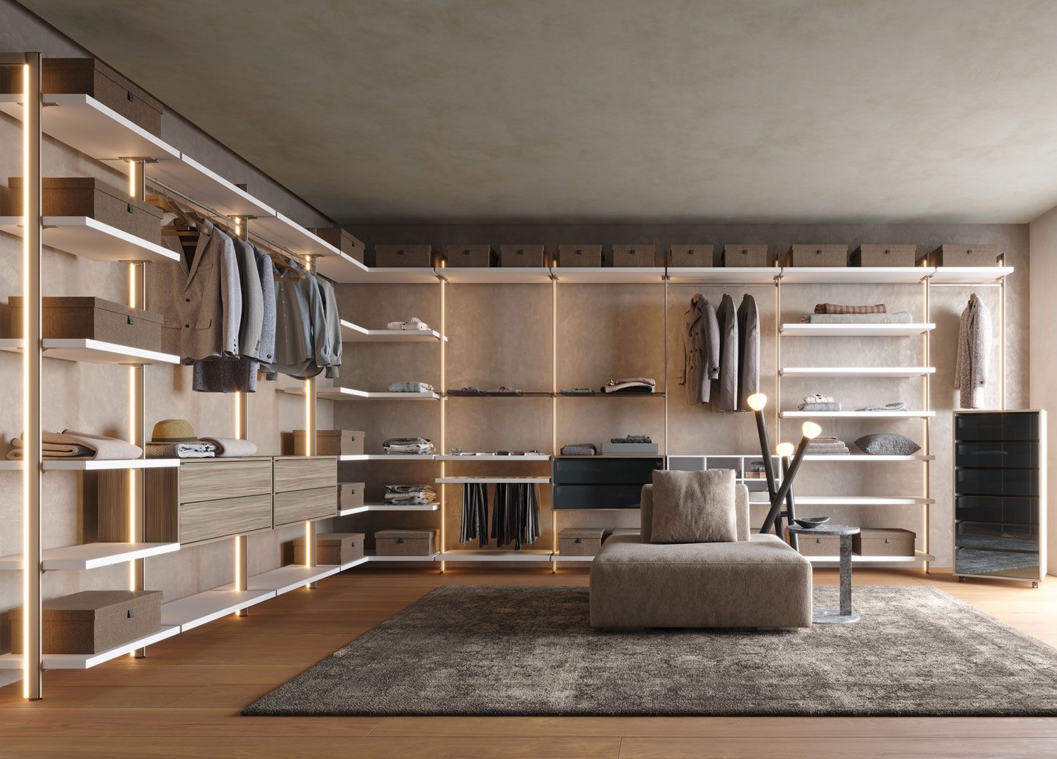 Una lussuosa cabina armadio con vestiti organizzati, scaffali, colori neutri, sedute e luci soffuse.