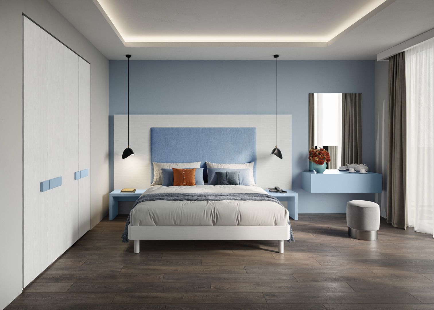 Camera da letto con dettagli blu e bianchi, letto con testiera blu, grande armadio bianco, pavimento in legno.