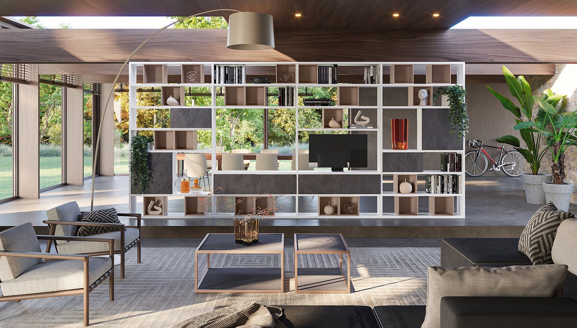 Soggiorno con scaffali aperti, posti a sedere e vista sull'esterno.