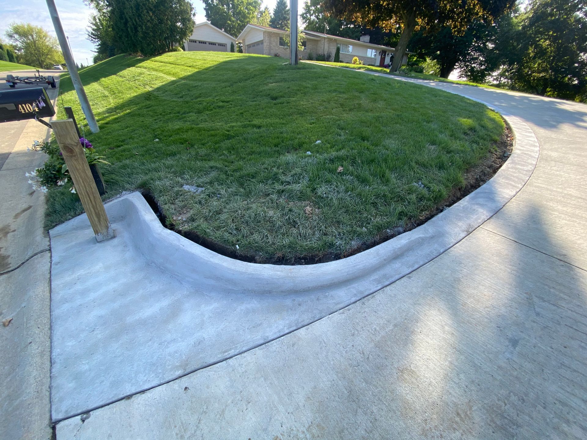 Colored concrete border