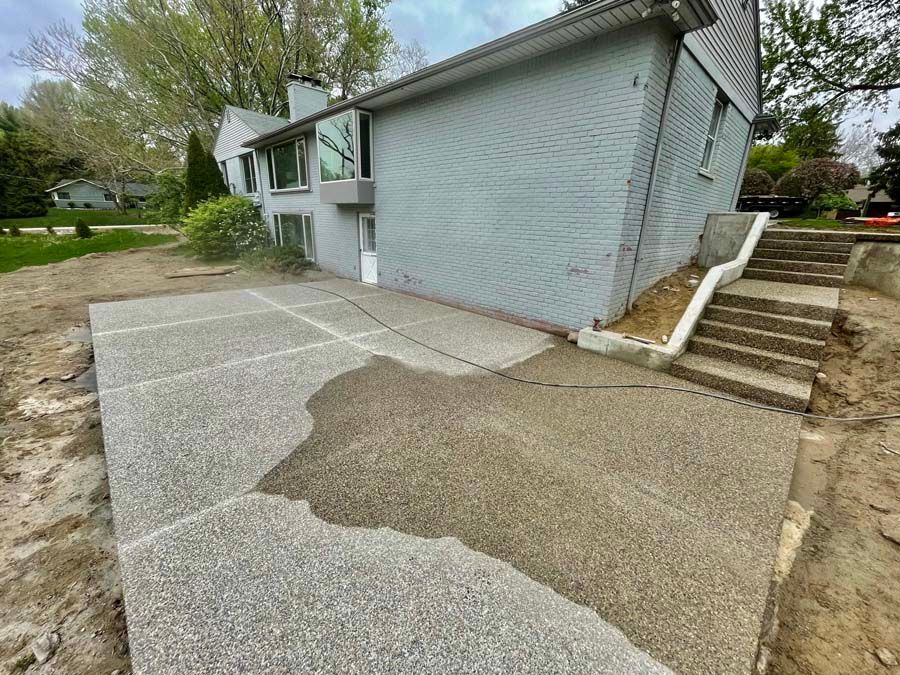 Exposed aggregate concrete slab