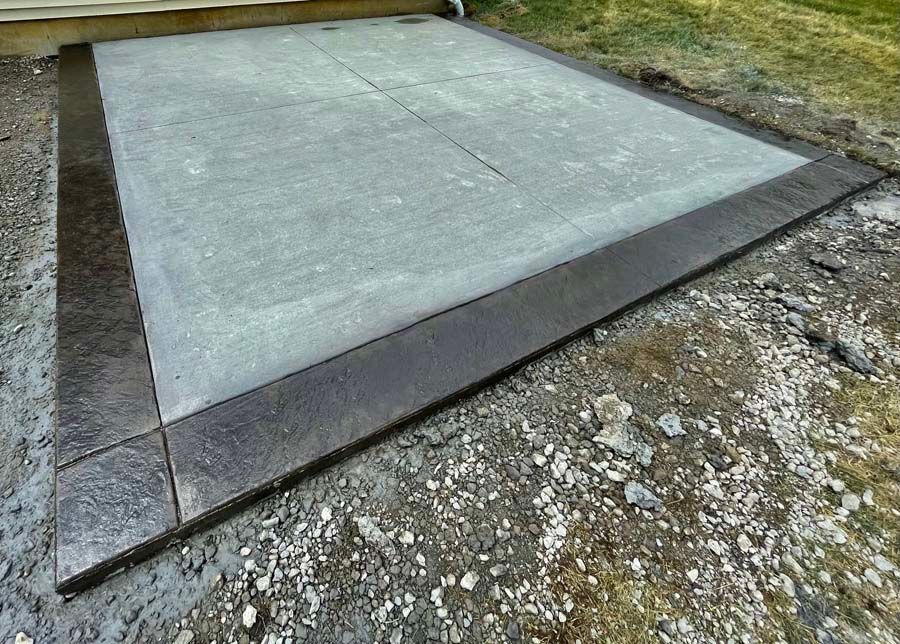 Decorative concrete border