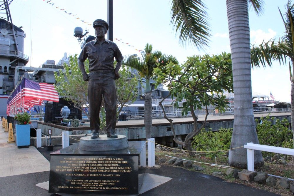 Statue of a soldier