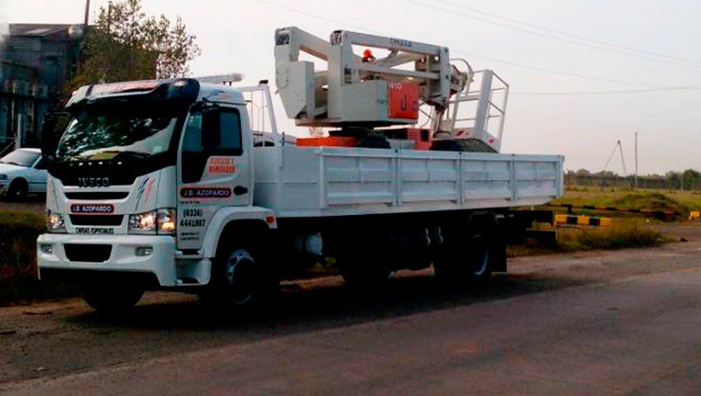 J.B AZOPARDO AUXILIO Y REMOLQUES