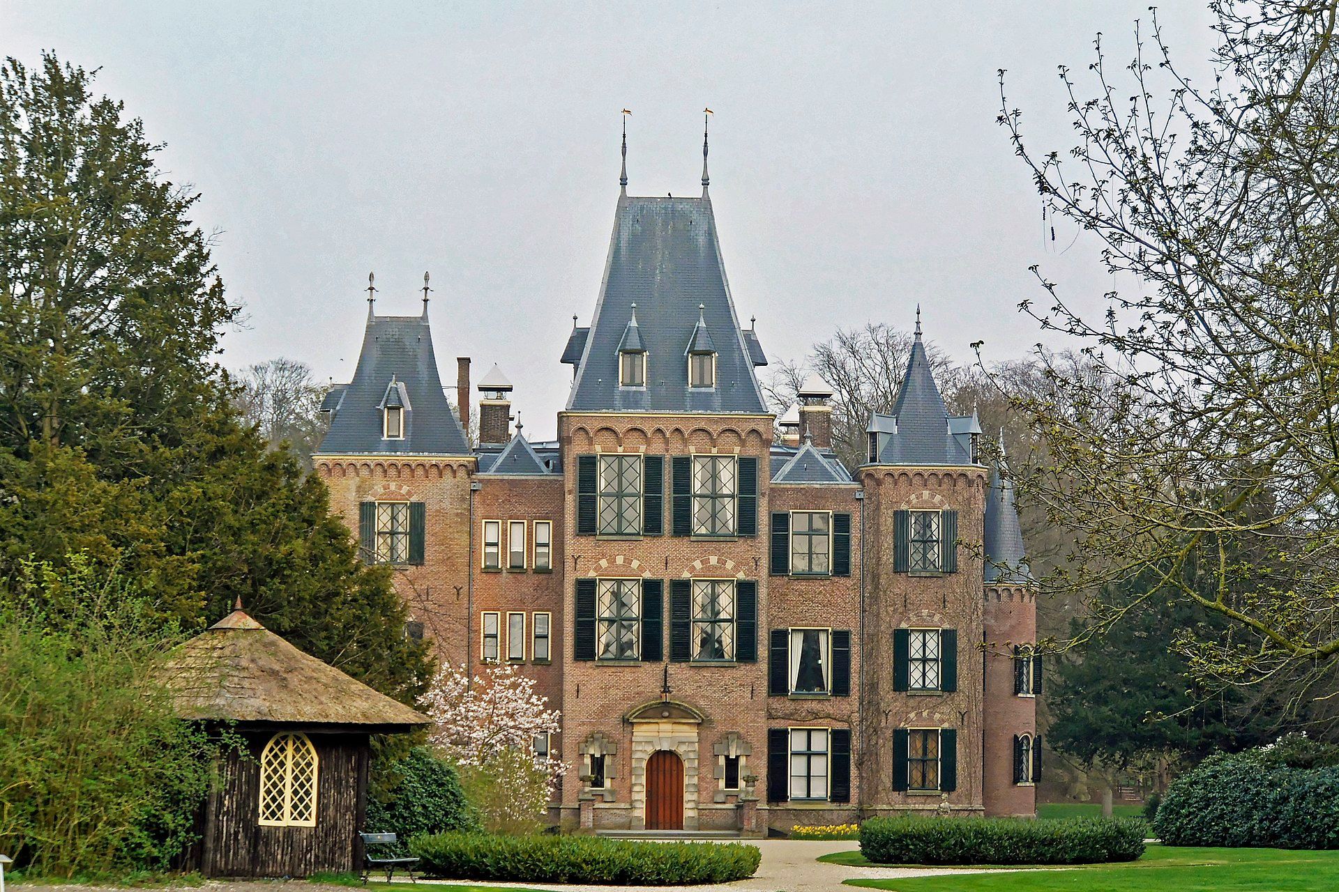 UV-werende raamfolie bij het kasteel Keukenhof te Lisse.