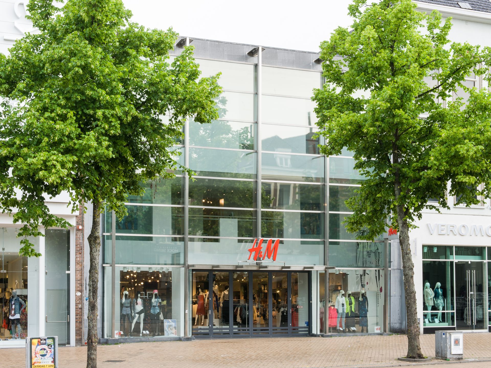 UV-werende raamfolie voor het bedrijfspand van de detailhandel H&M