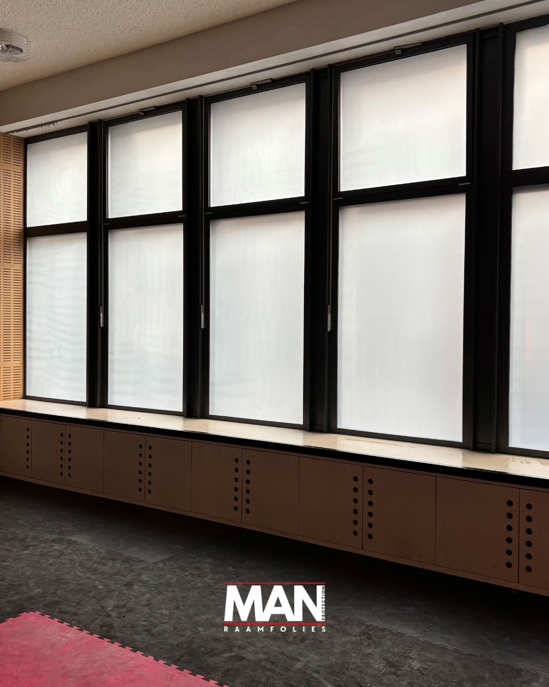 LLumar privacyfolie bij de school De Toekomst te Amsterdam West