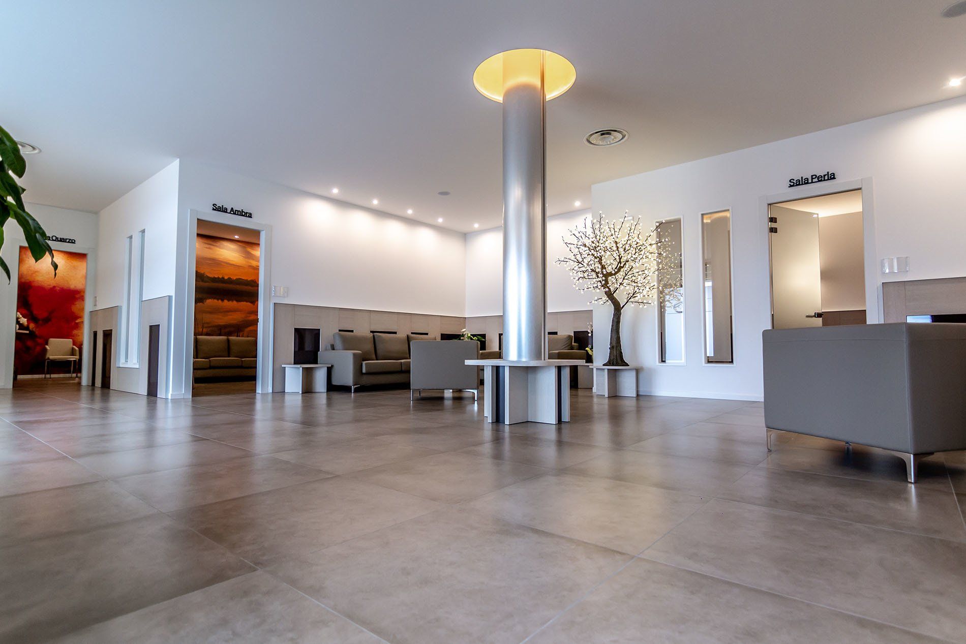 interni della sala di commiato