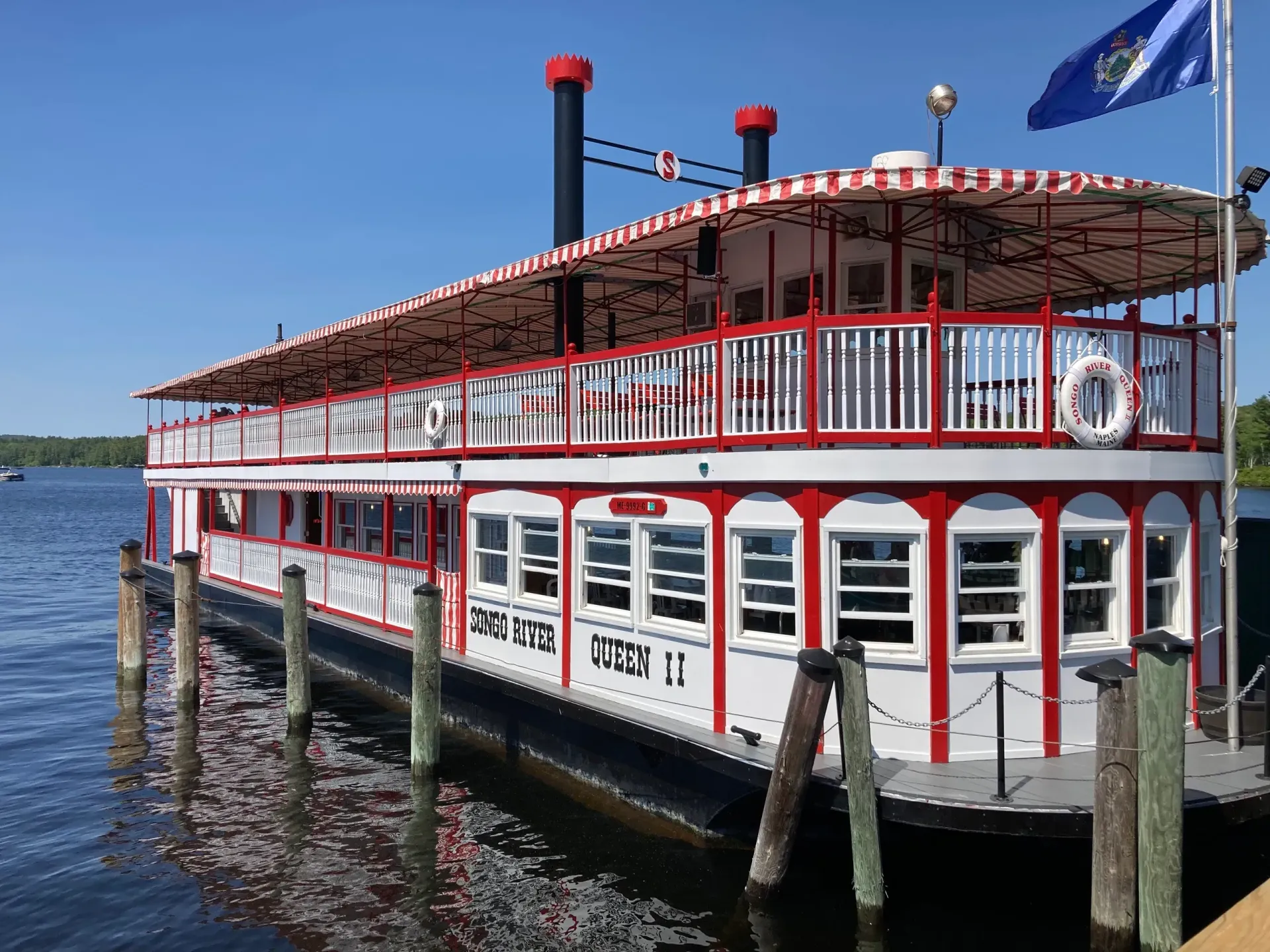 Paddle steamer boat