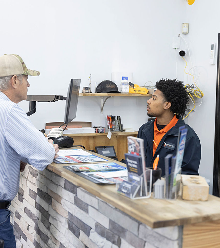 Team at the front desk in Madison, TN | Pinnacle Automotive