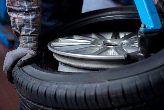 Tyre fitting experts 