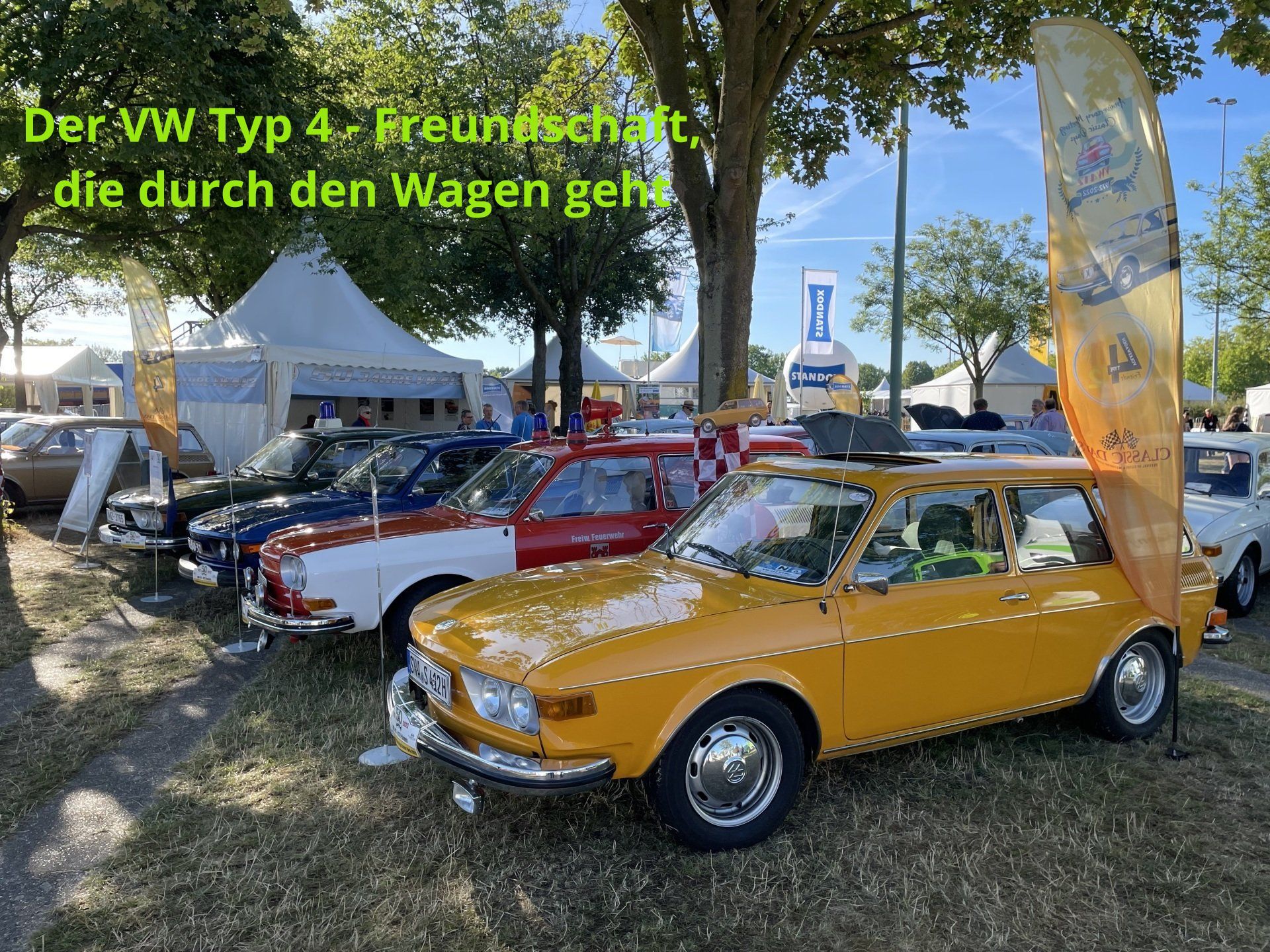 VW 411/412 bei den Classic Days 2022 in Düsseldorf, 50 Jahre VW 412, Feuerwehr, Polizei, Vereinszelt