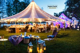 With our party rentals, a little family gathering becomes unforgettable.