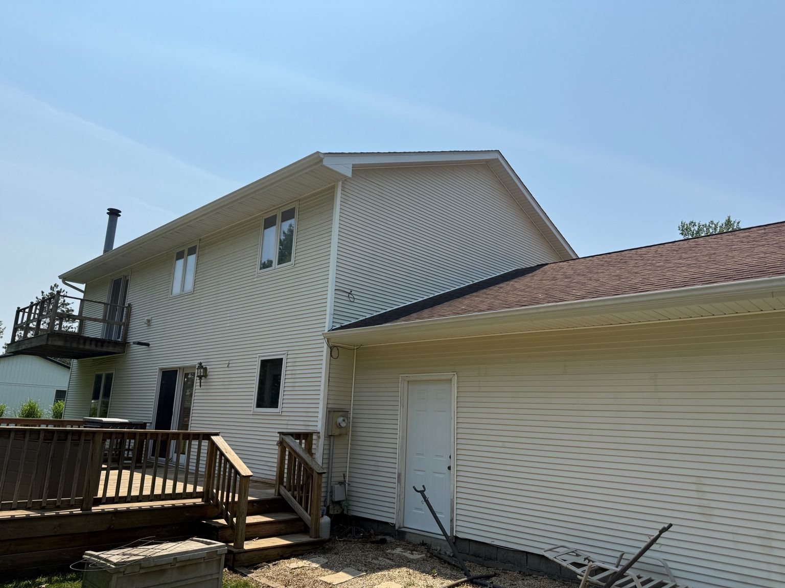 After Cleaning the House Sidings — Springfield, IL — Midwest Power/Soft Washing