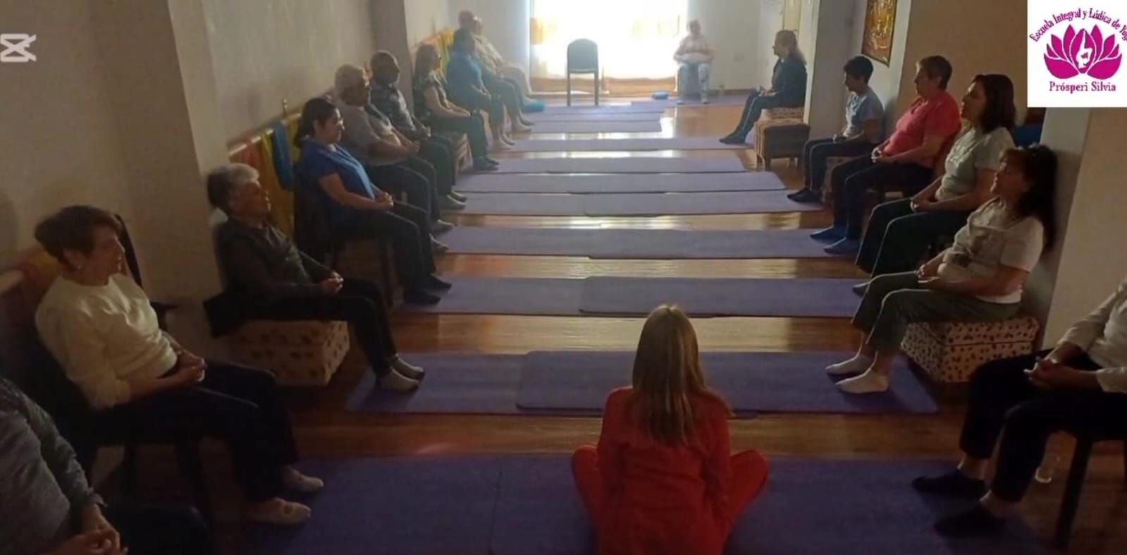 YOGA EN SILLA