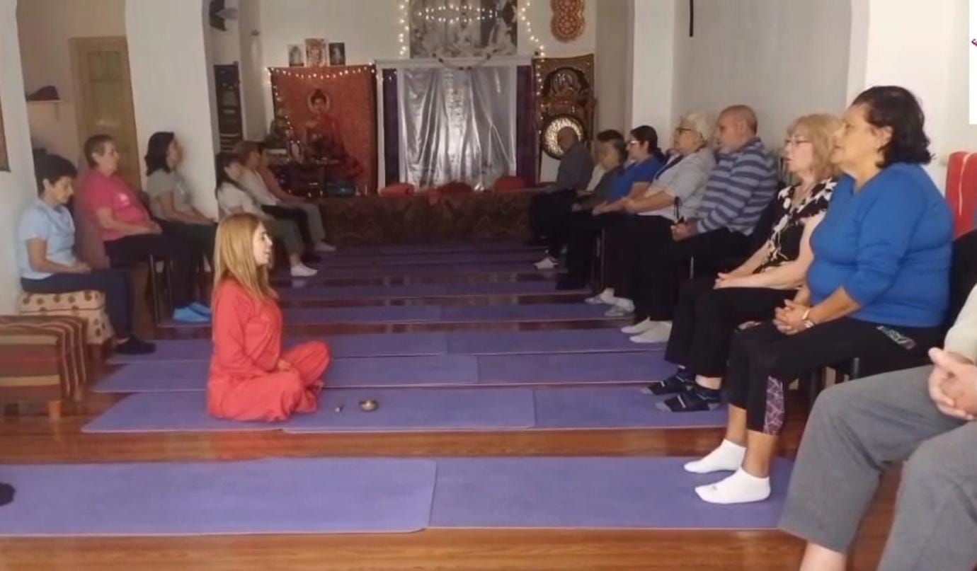YOGA EN SILLA