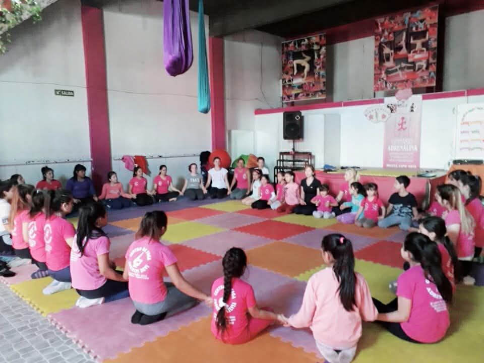 YOGA PARA NIÑOS