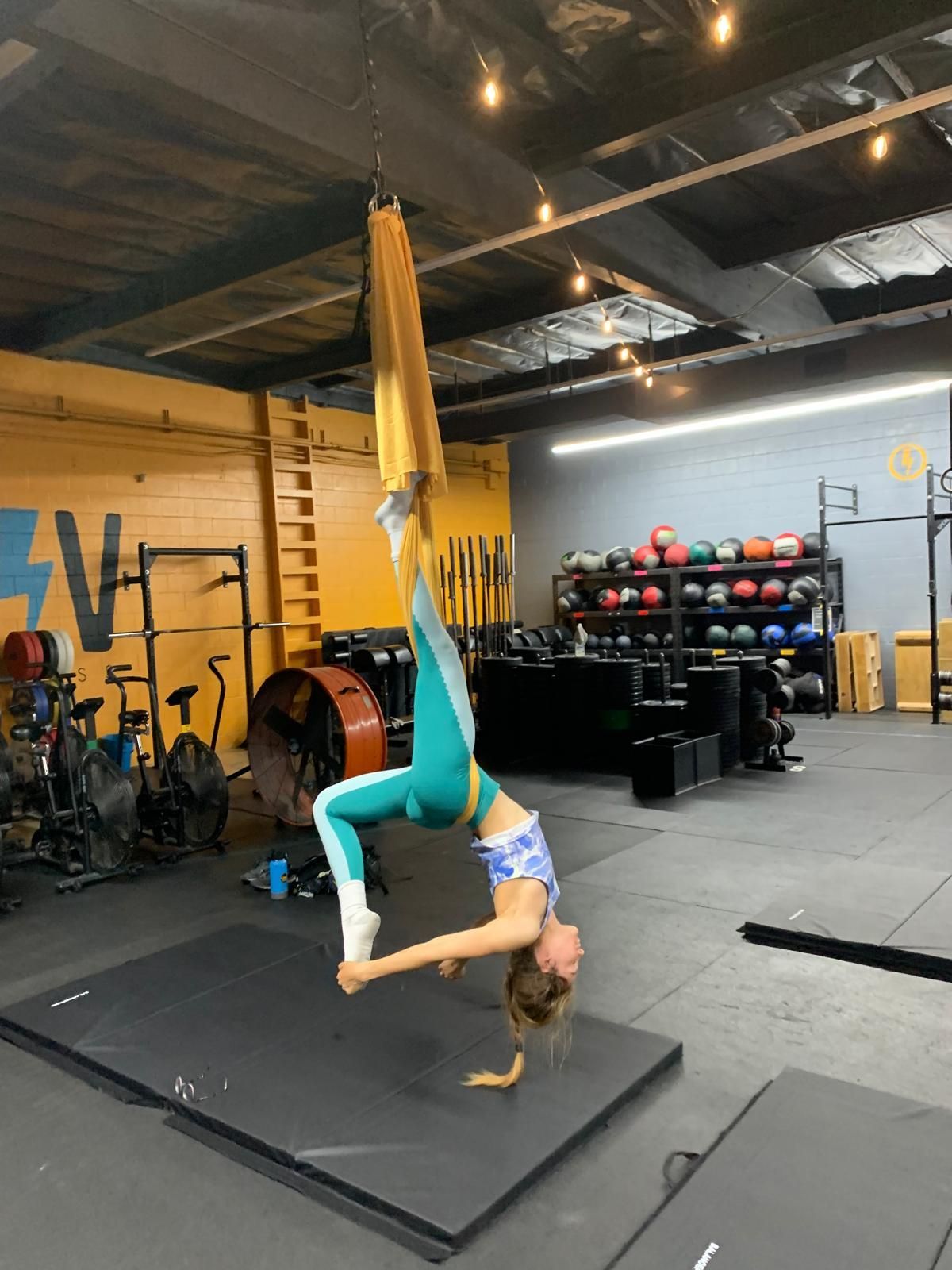 group workout classes in Burbank, CA