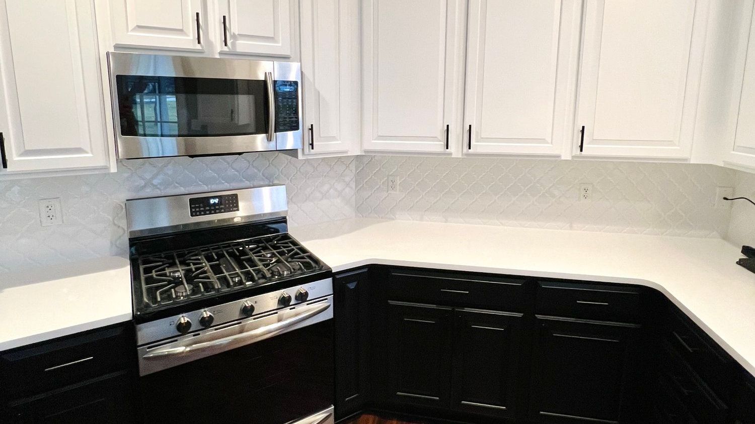 Quartz Countertop on Beautiful Kitchen Island | Lapp Cabinet Coatings