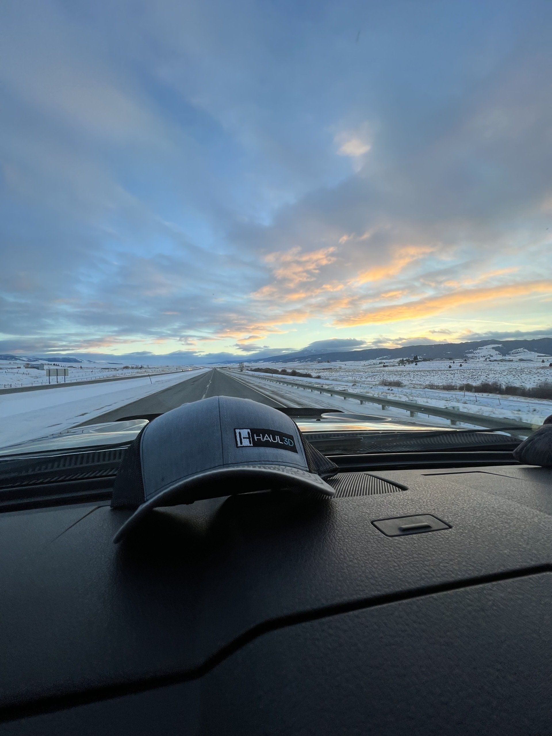 haul3d hat in the colorado mountains