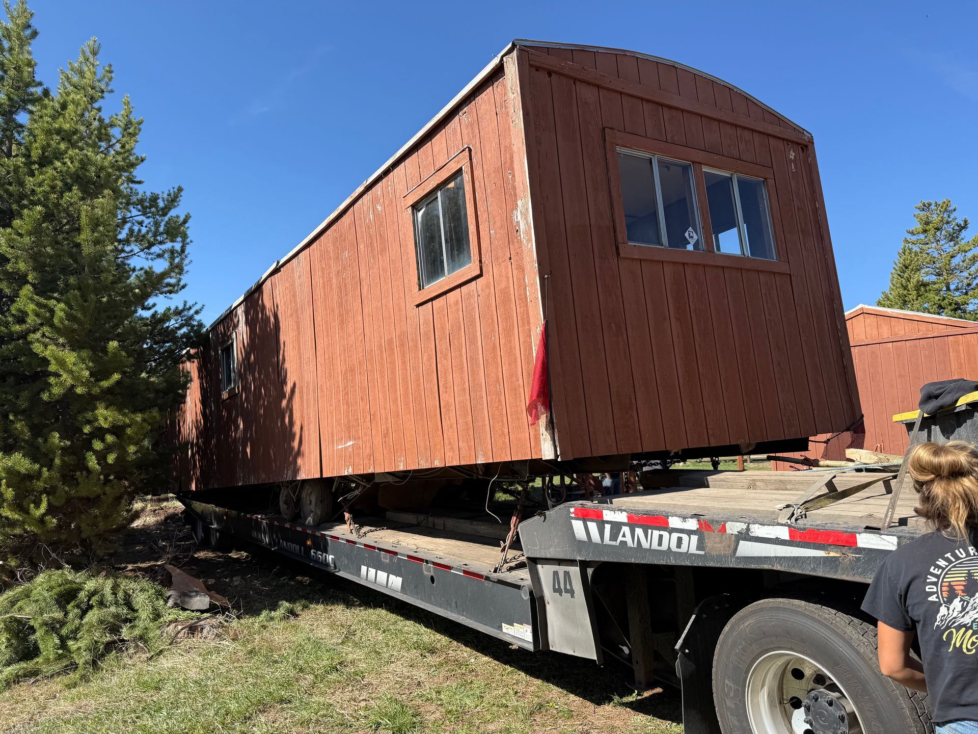 haul3d transporting green box trailer