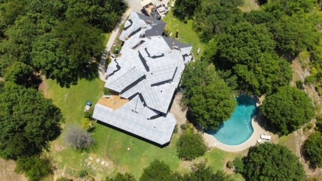 roof repair comapny in Benbrook, TX