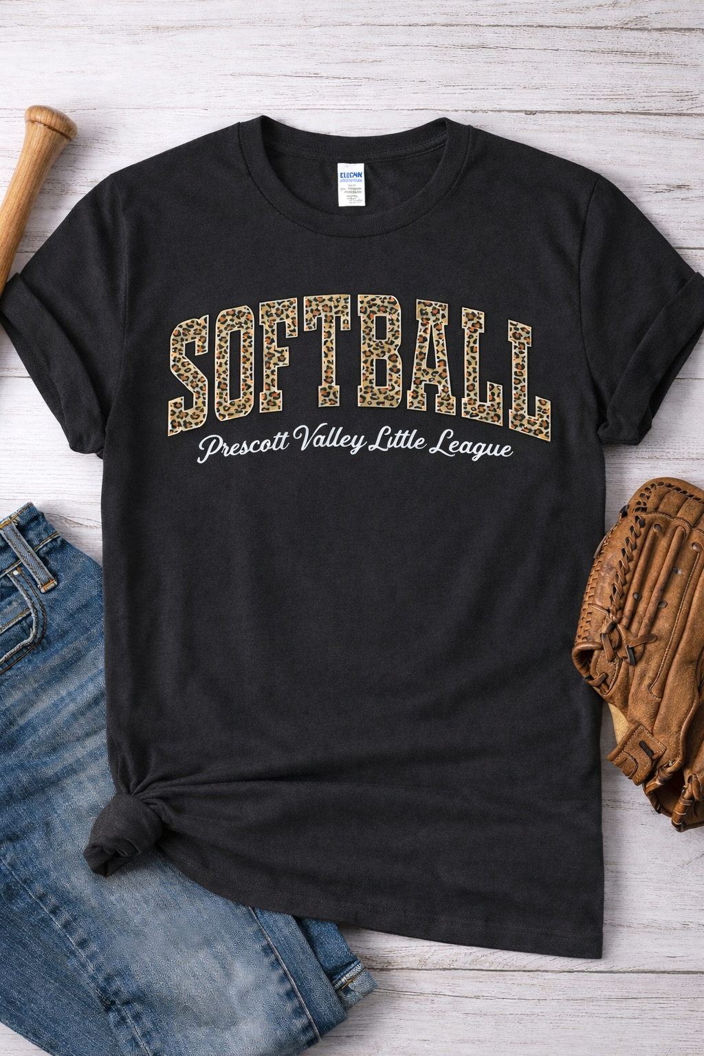 Mom Softball Leopard T-Shirt - black