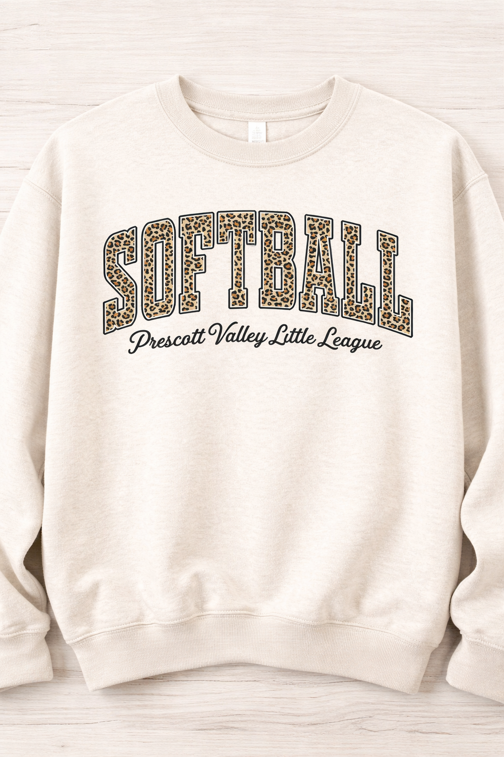 Cream sweatshirt with leopard print 