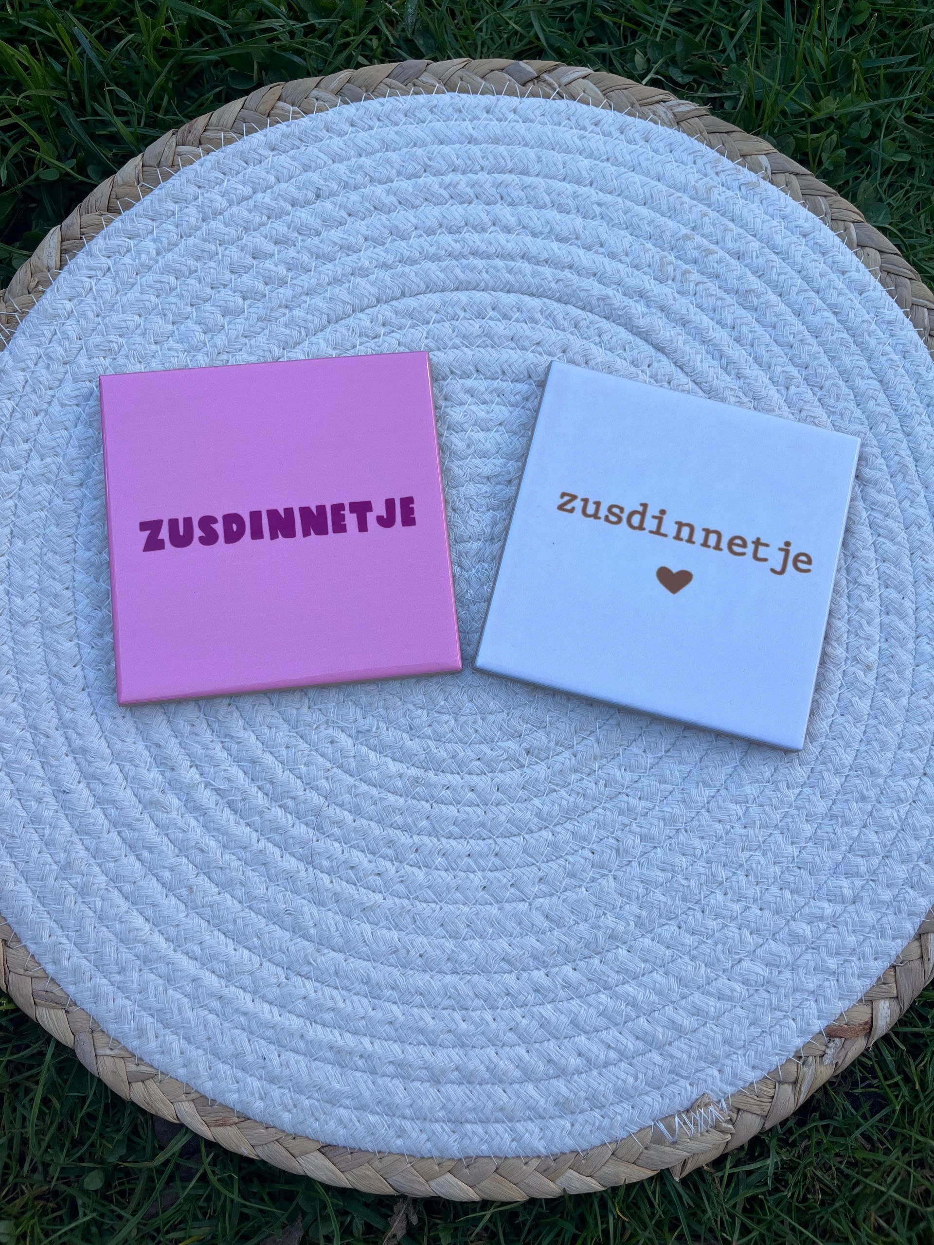 Tegeltje zusdinnetje beige