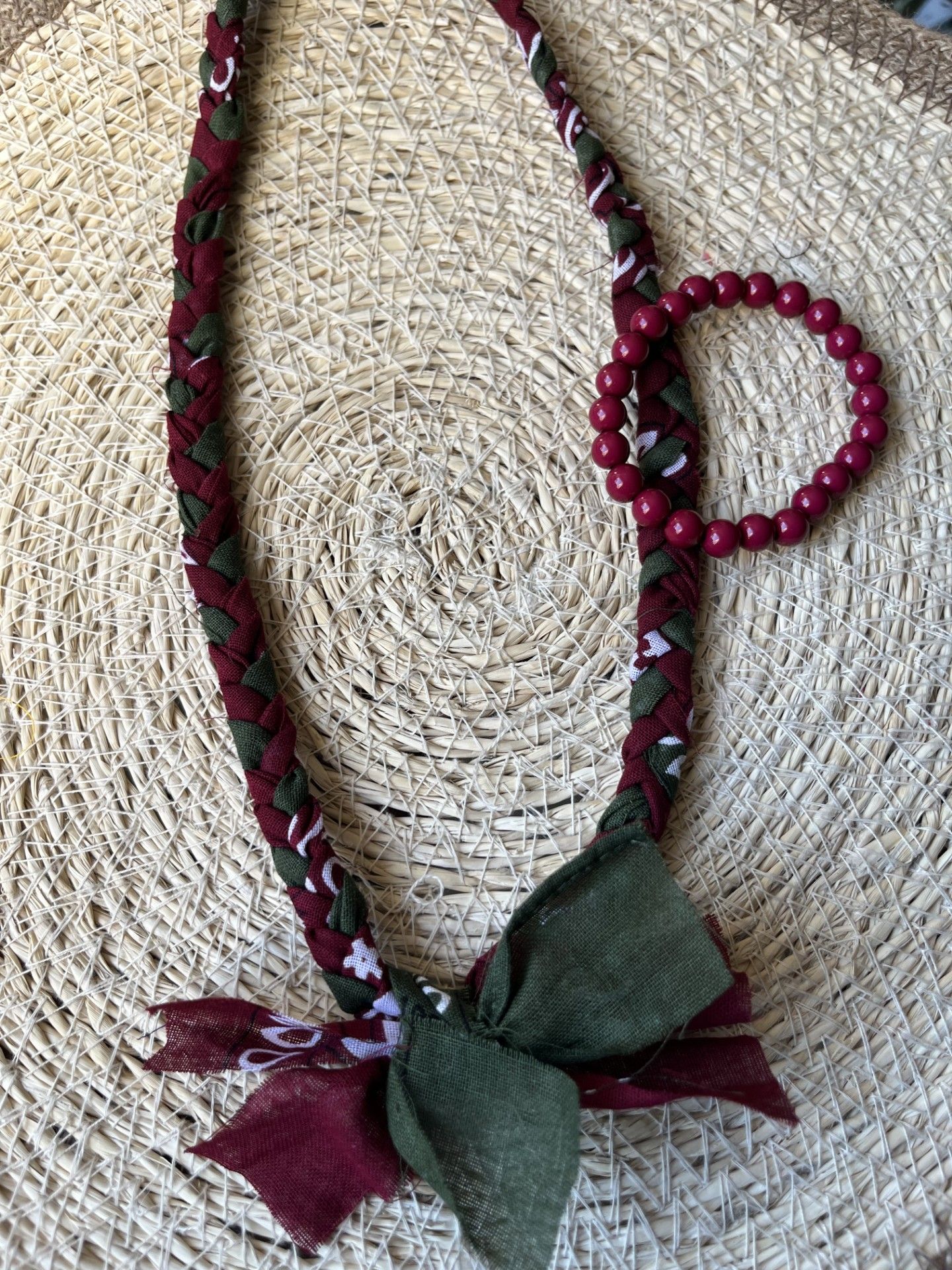 Bandana bordeaux en donkergroen