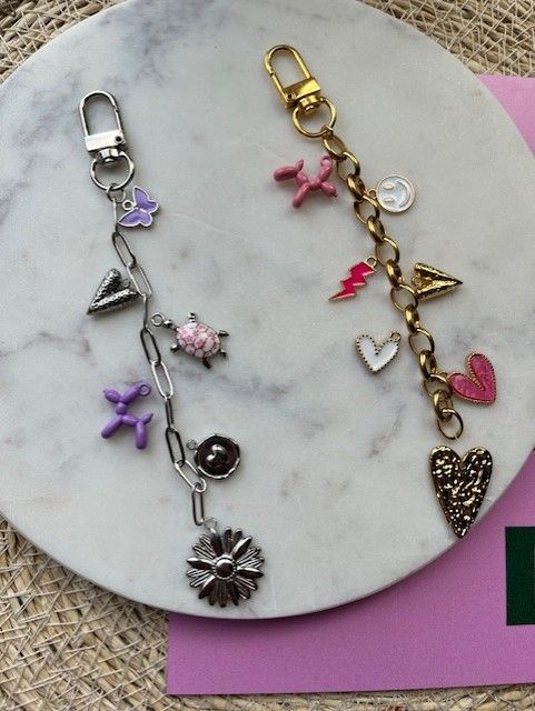 Bedel  sleutelhanger zelf samen stellen