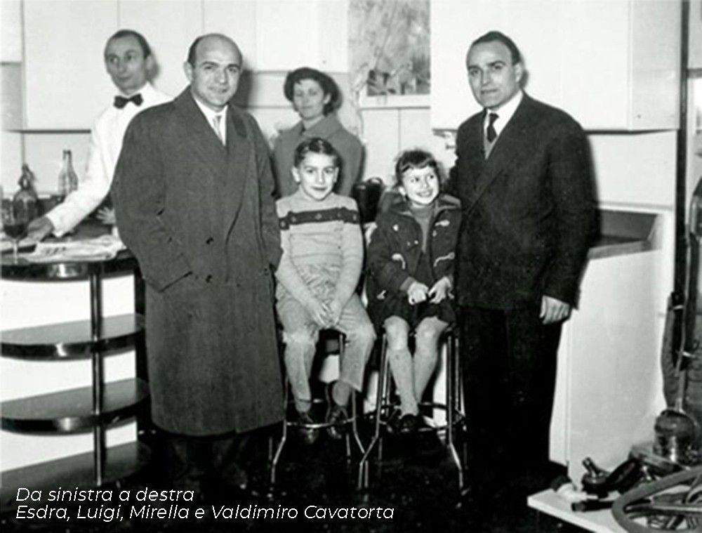 Foto storica dei fondatori di alcuni ottici