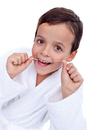 how to use dental floss