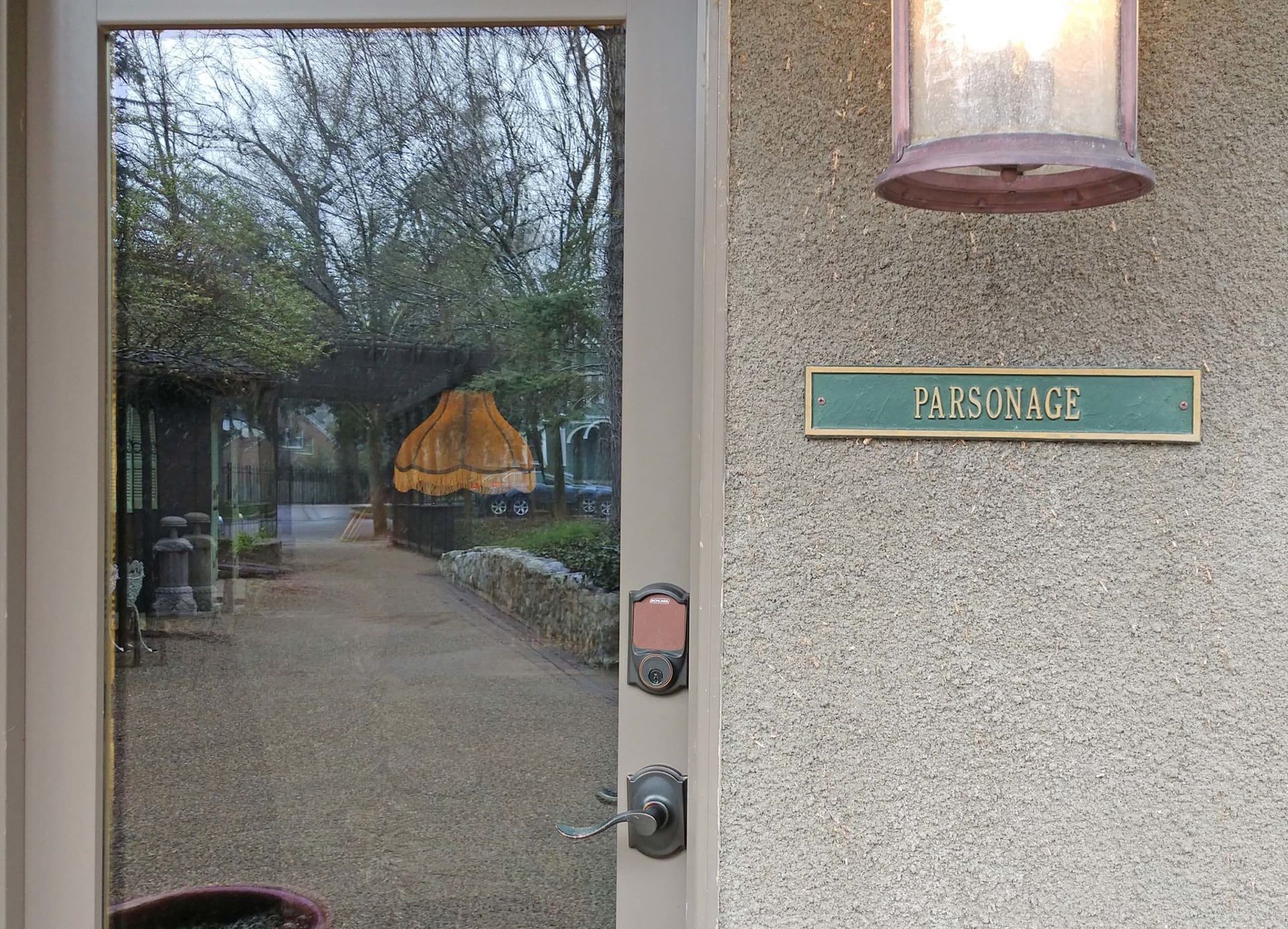 A door with a sign that says personage on it