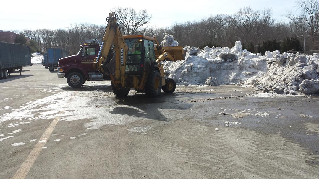 Snow Cleaning Truck 2 - Landscape maintenance in Rockaway, NJ