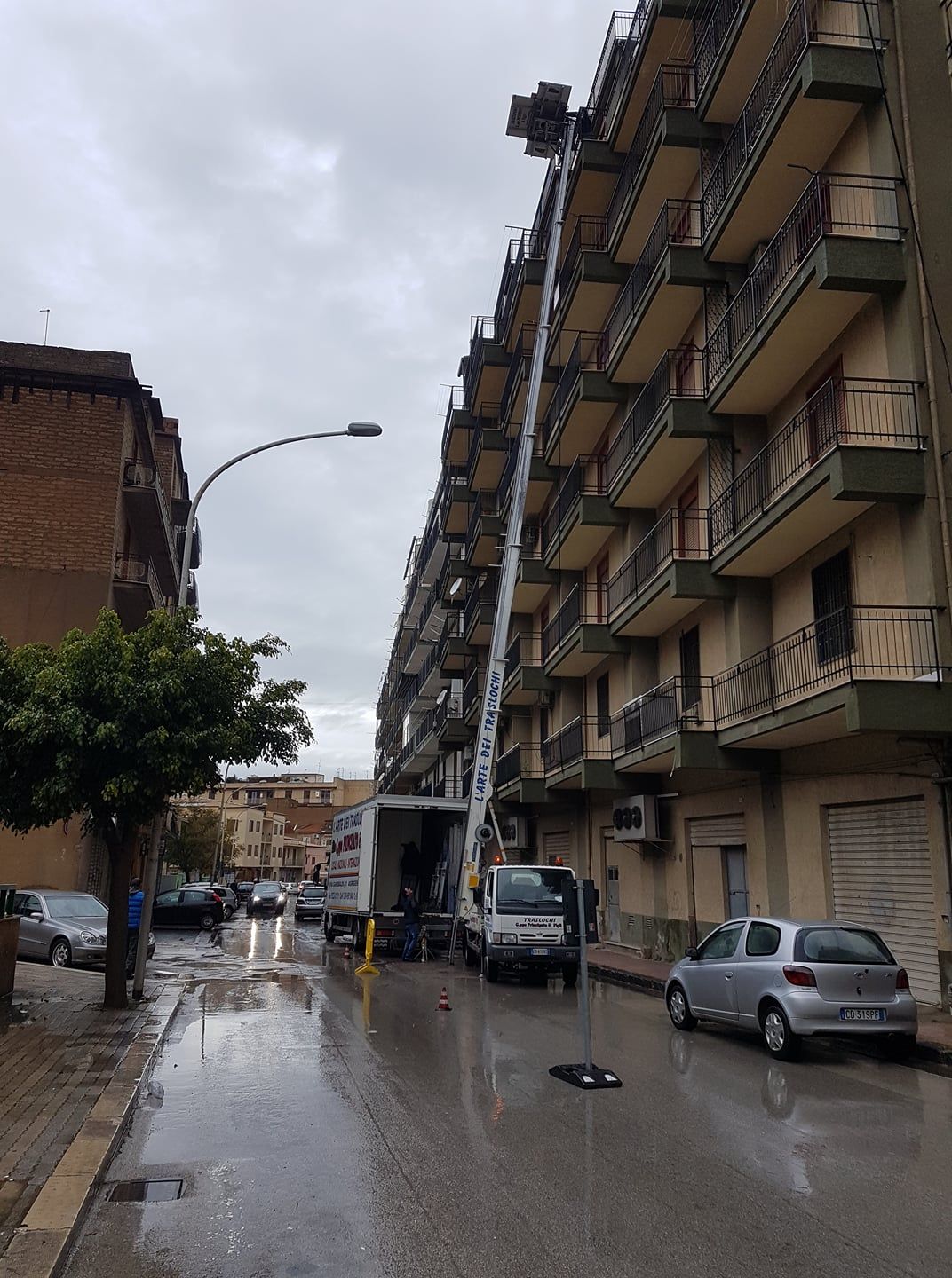 Smontaggio e rimontaggio mobili