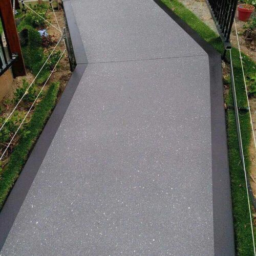 Concrete Fleck with Solid Border