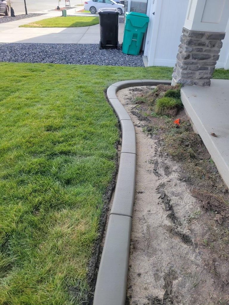 Smooth finish concrete curbing