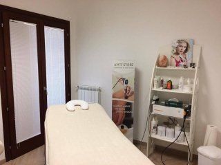 sala con lettino del centro estetico