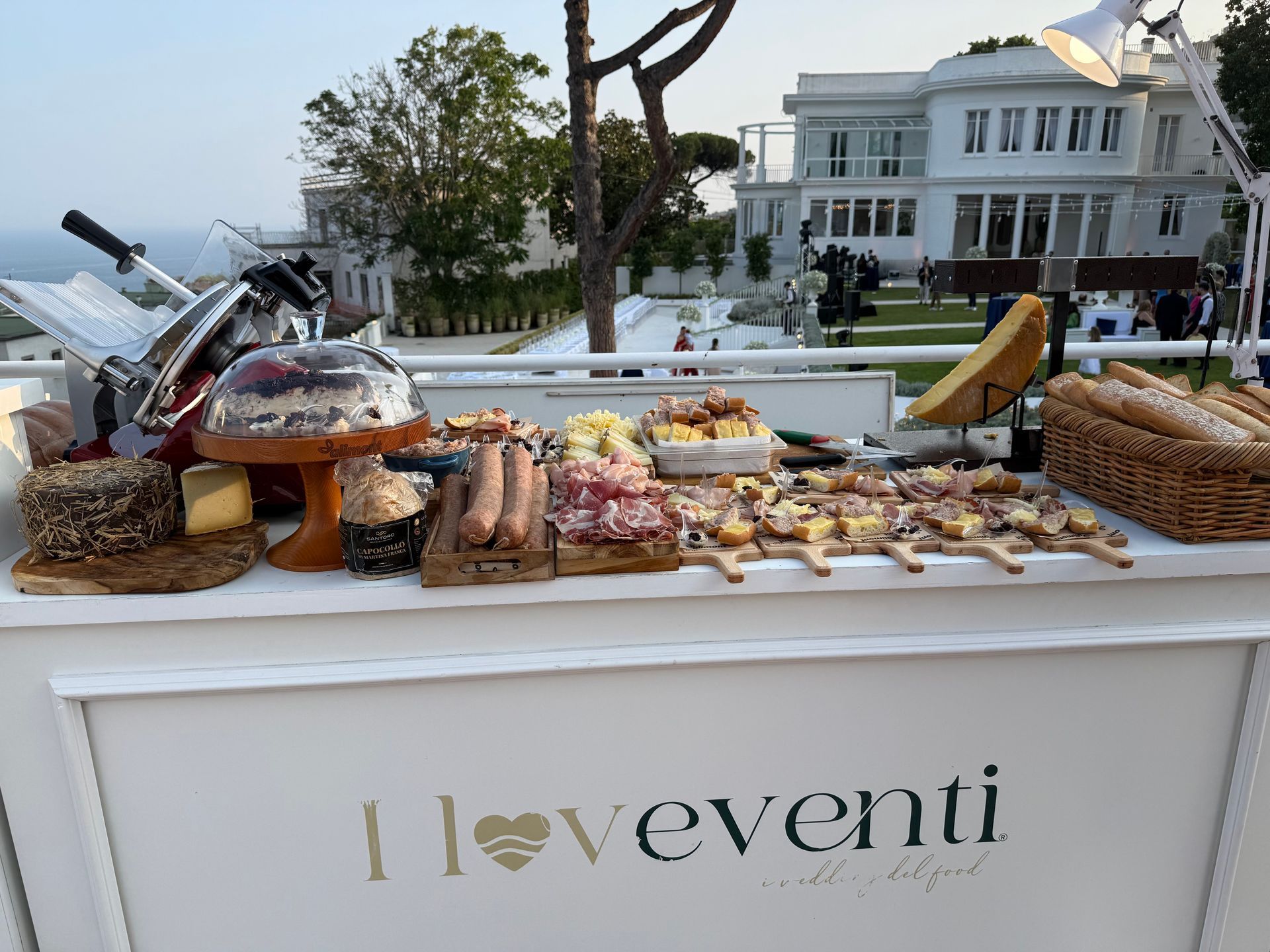 buffet a Villa Scipione