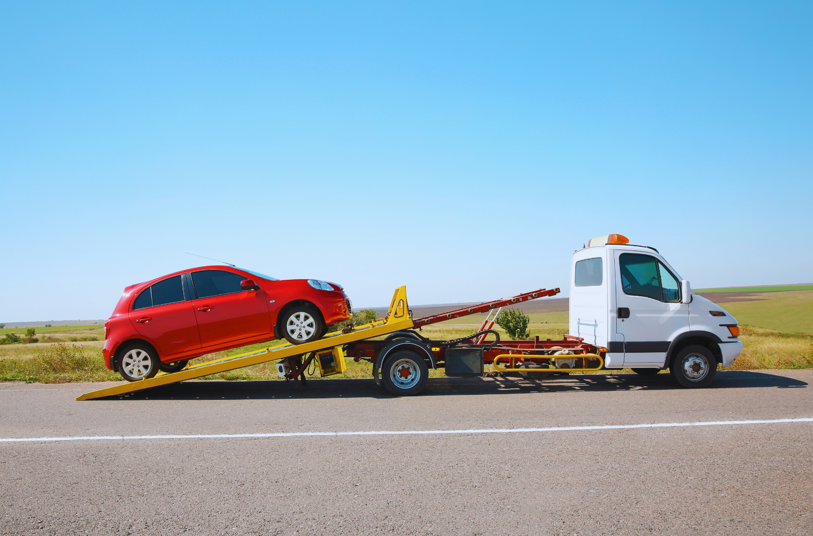 Lon distance towing service