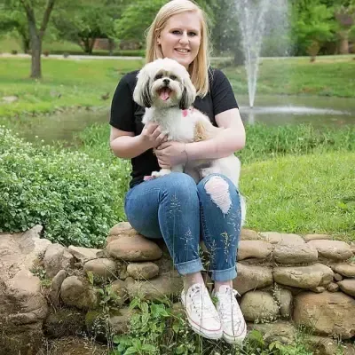 Chloe Ivey, L.M.V.T.