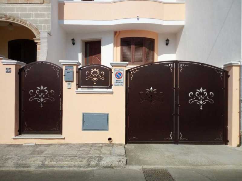 Cancello d'ingresso in ferro