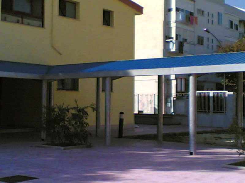 Struttura esterna in ferro