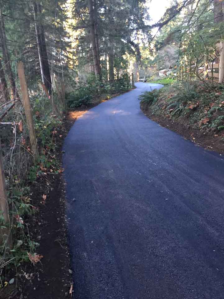 Newly Applied Asphalt – Acme Paving & Seal Coating, Inc. – Kent, WA