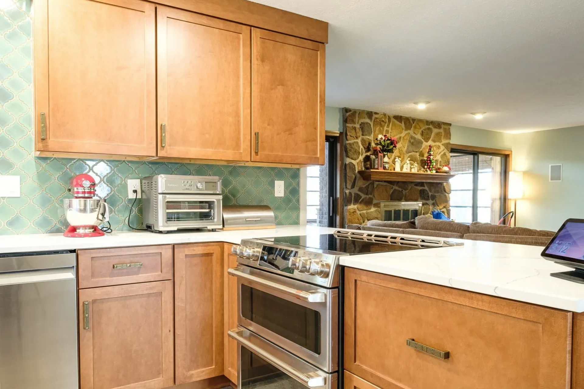 Vertical Kitchen Storage Design | Hudson & Akron
