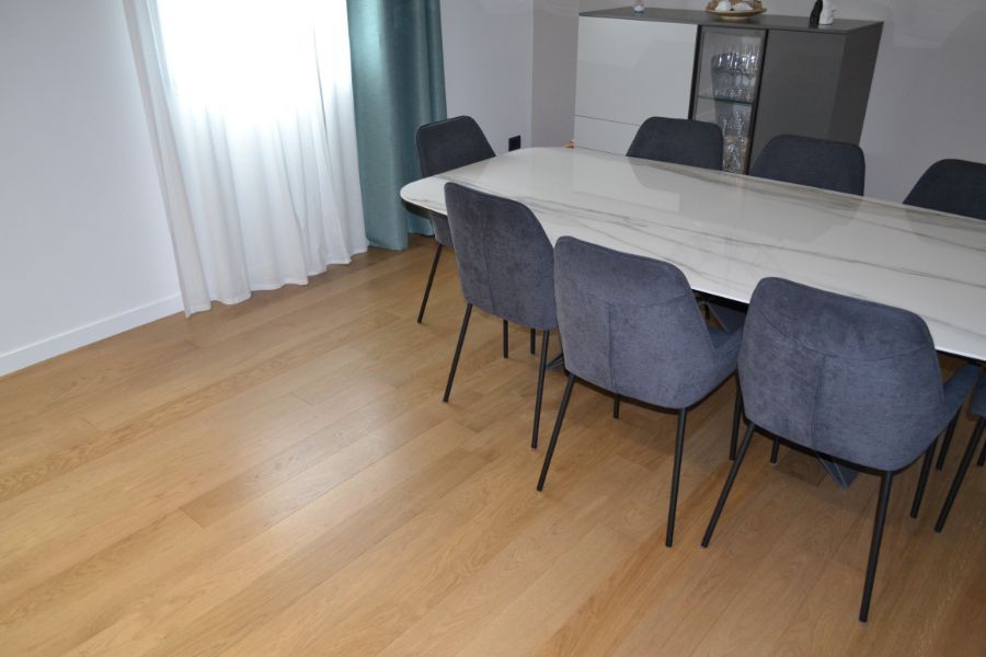 posa di pavimentazioni in parquet