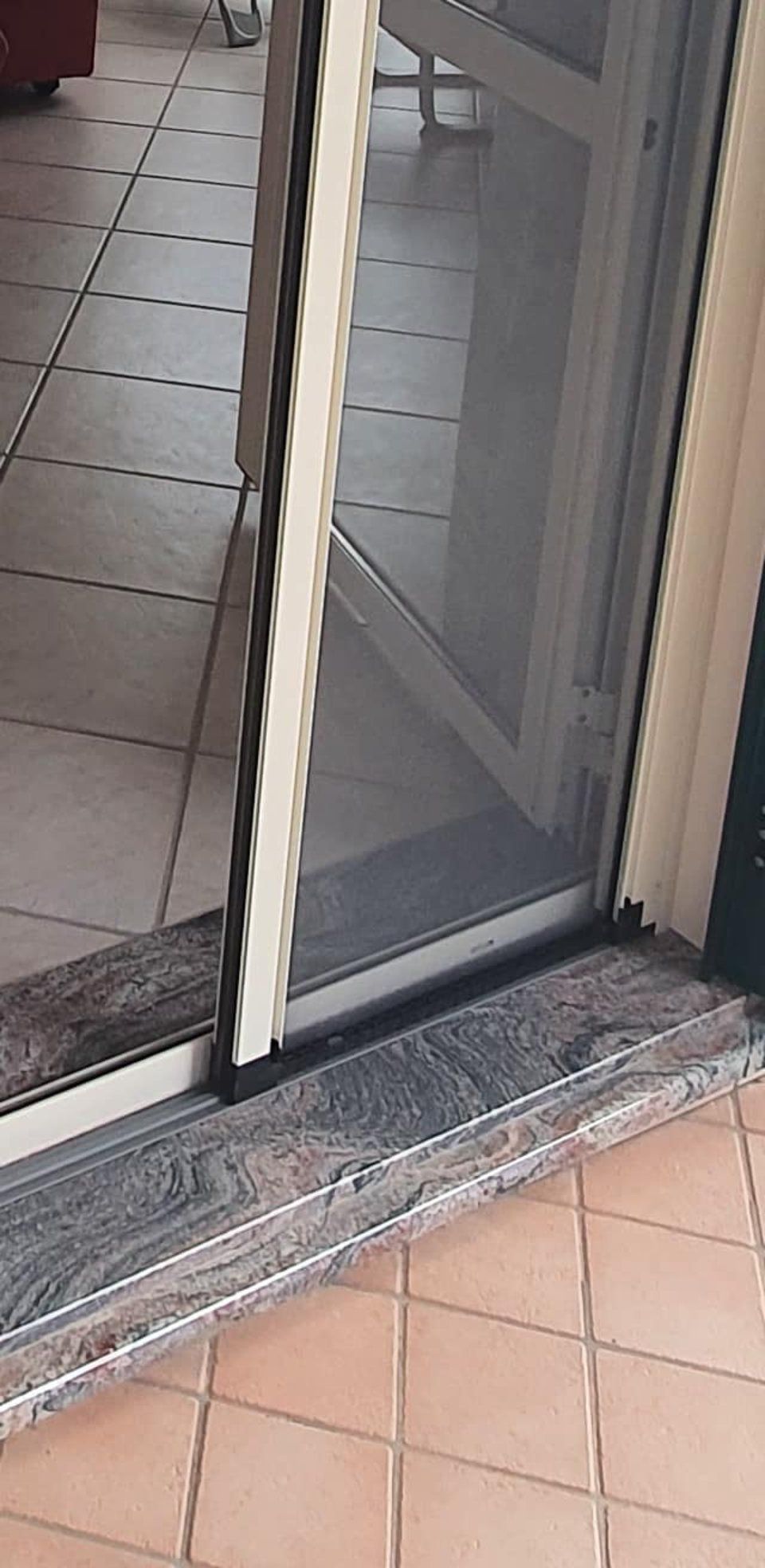 Dettaglia zanzariera